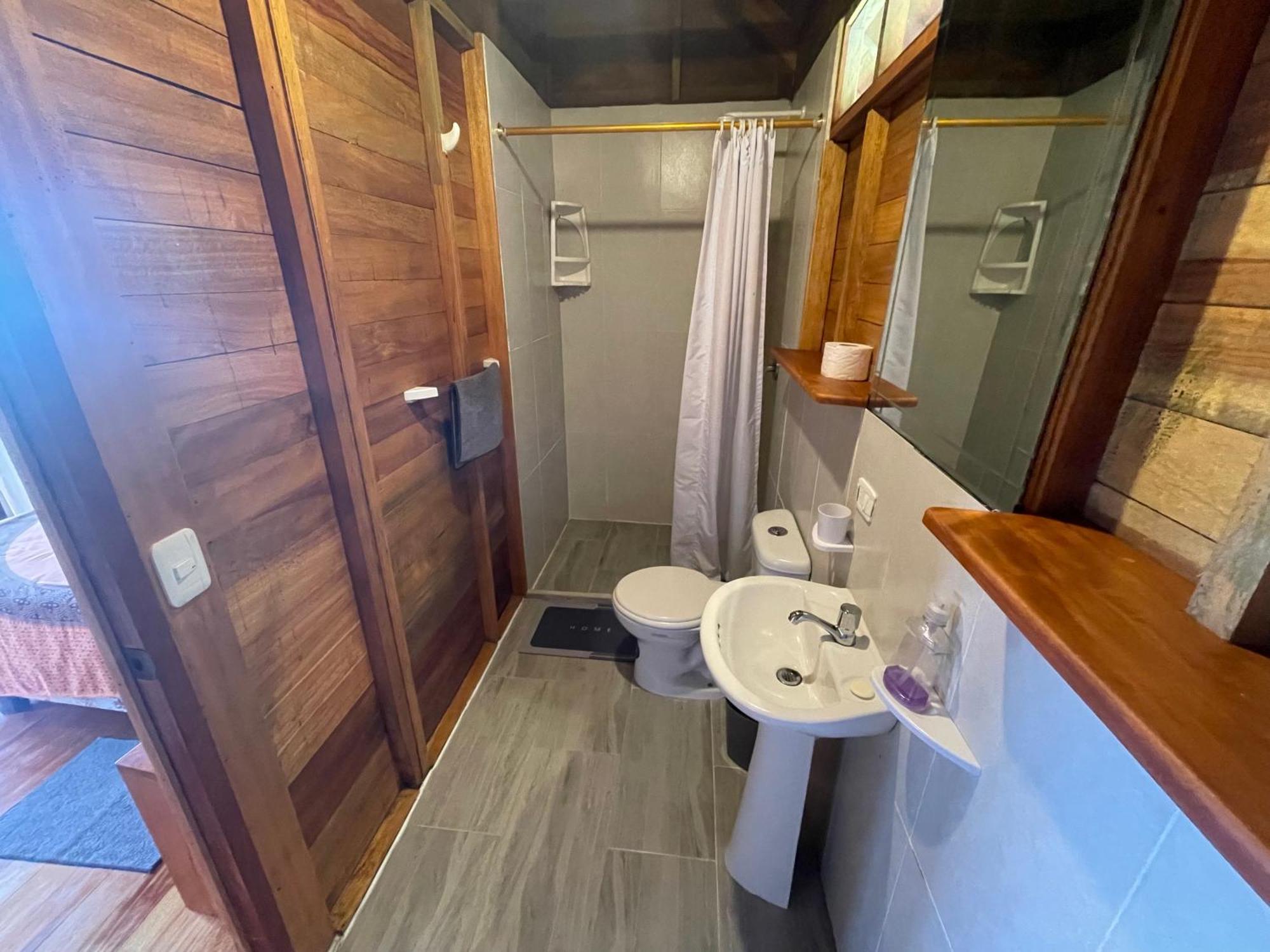 Galapagos Chalet Пуэрто-Айора Экстерьер фото