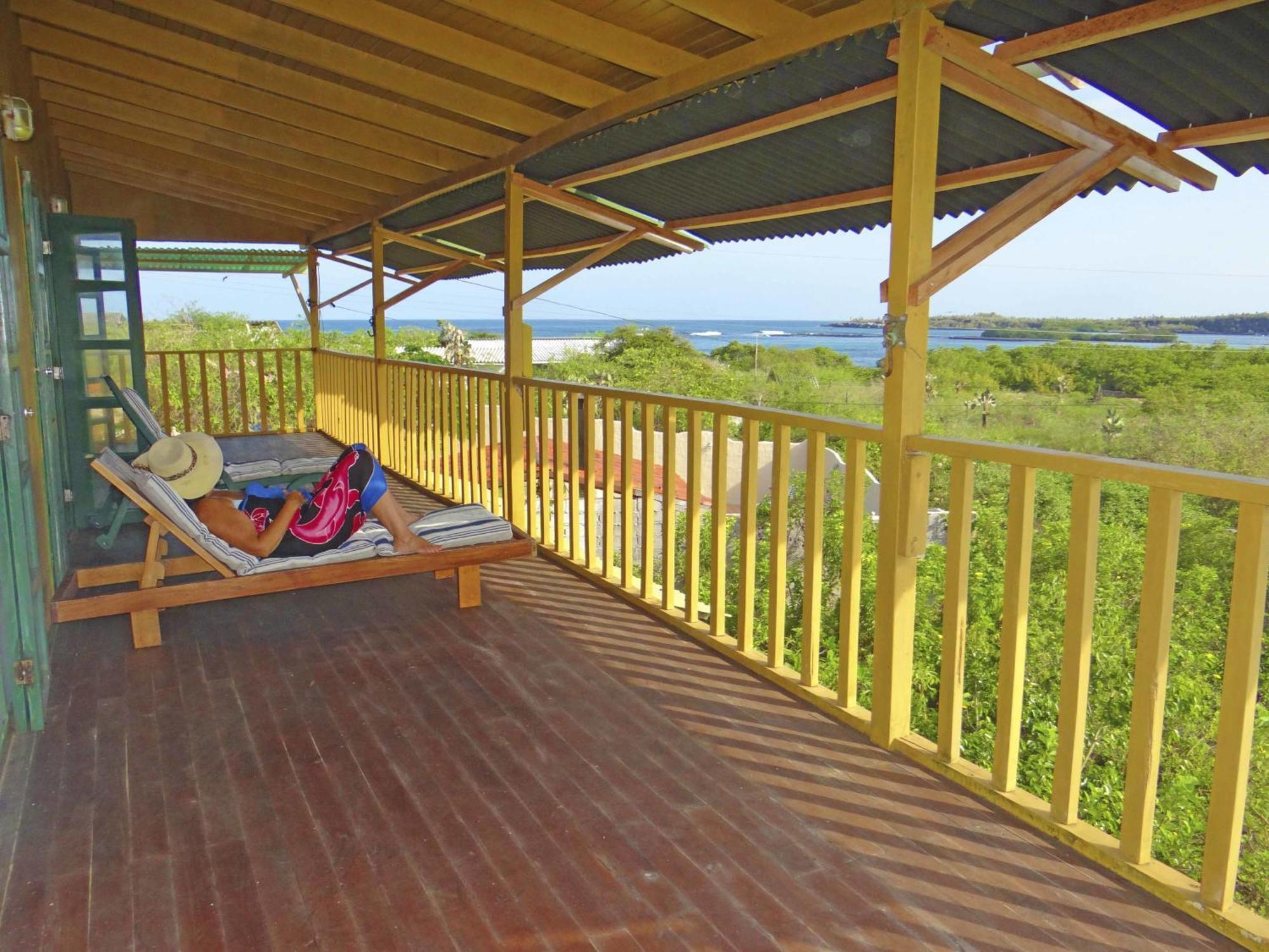 Galapagos Chalet Пуэрто-Айора Экстерьер фото