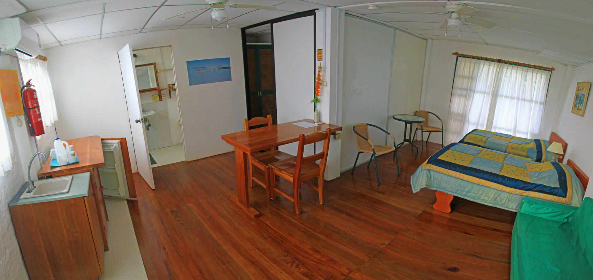 Galapagos Chalet Пуэрто-Айора Экстерьер фото